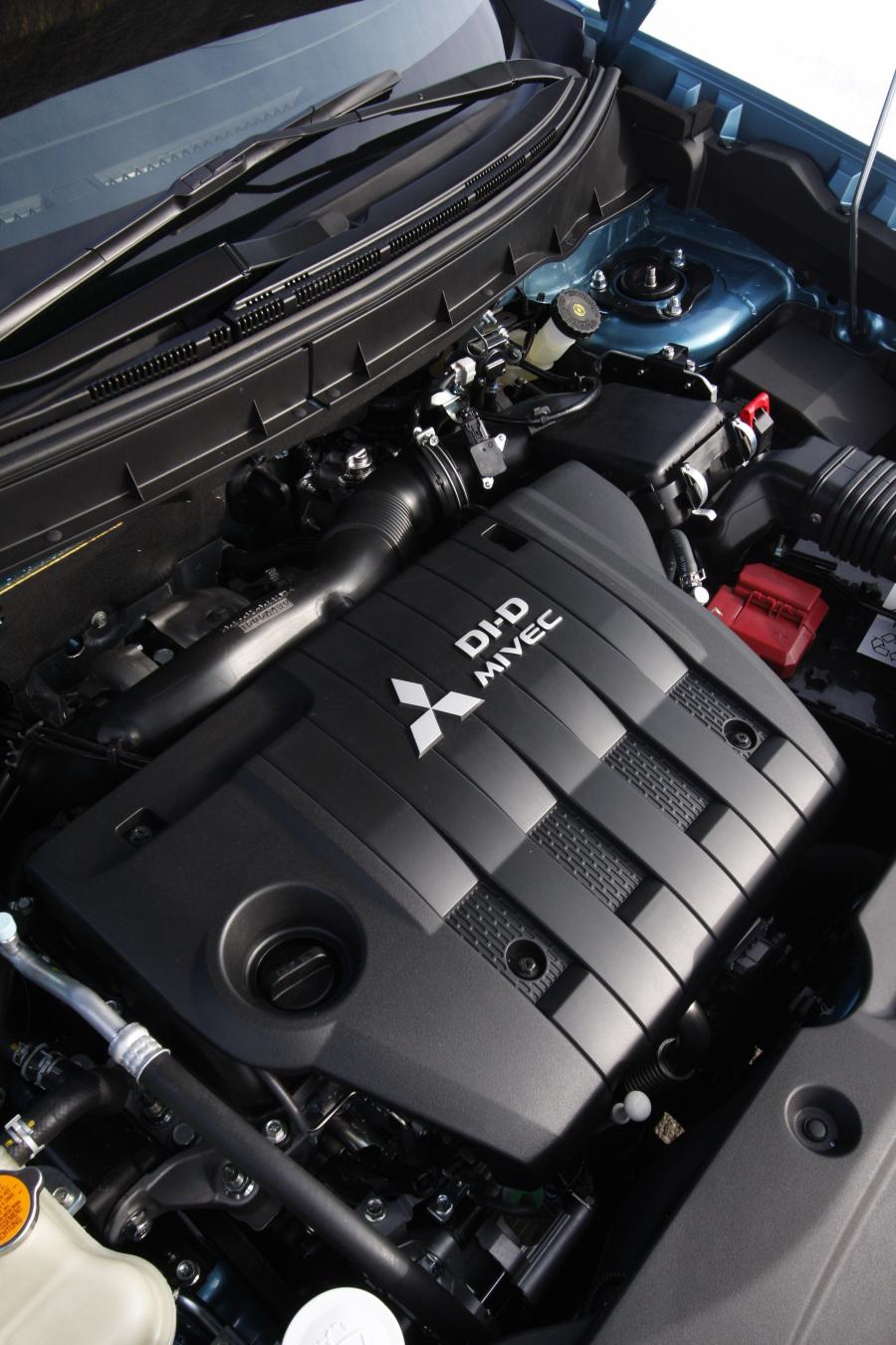  Mitsubishi ASX 2010 года  (фото 6 из 82)
